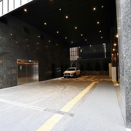 Uijeongbu Cloud Hotel Экстерьер фото